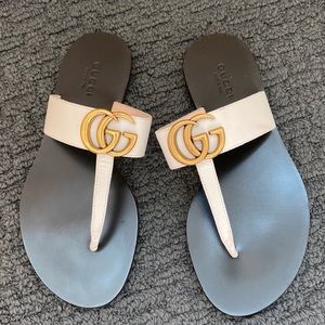 Gucci Flat Marmont Thong Sandal White